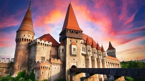 Castles in Romania You Must Not Miss!