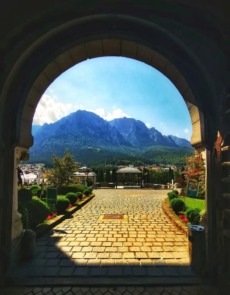 Cantacuzino Castle, Bușteni