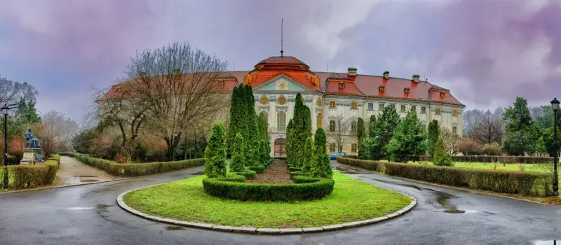 Top of the Most Beautiful Buildings in Oradea