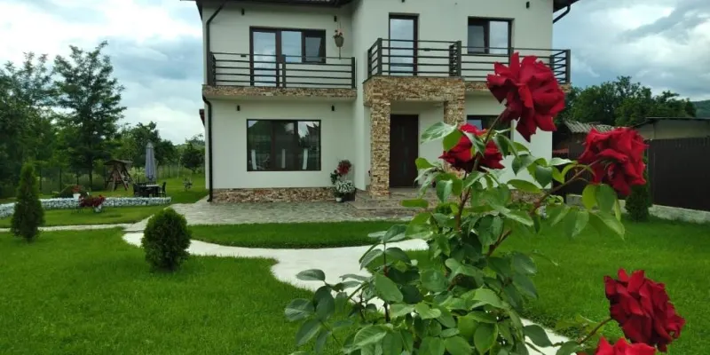 Casa Nușa, photo 1 of 32