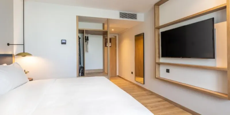 Hilton Garden Inn Bucharest Airport, photo 5 of 69